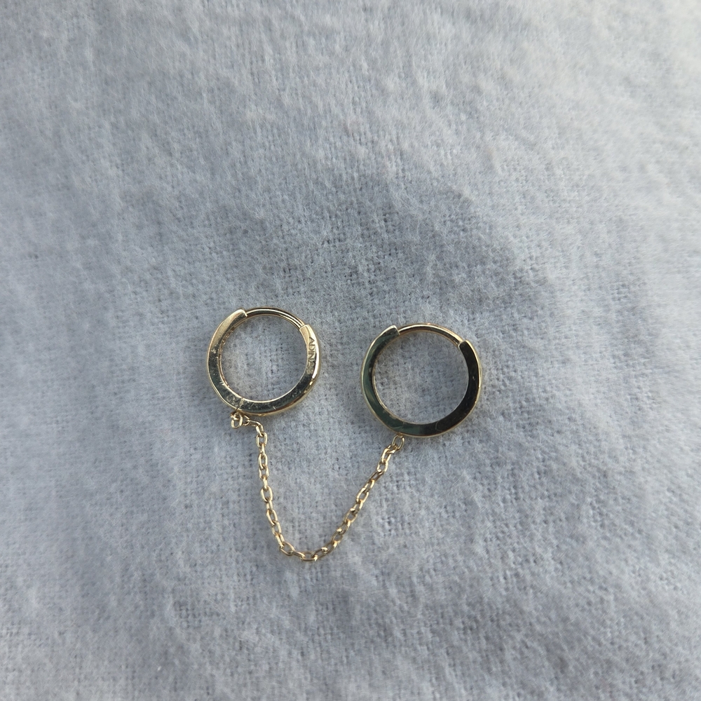 Solid Double Chain Huggie Earring 14k - image 4